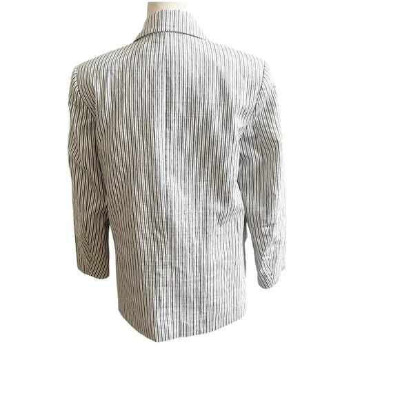Zara Women’s Striped Linen Blend Boyfriend Blazer Size Medium Two Button Blue - Picture 3 of 15